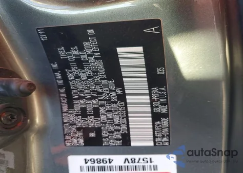 2012 Toyota Sienna Le z USA, uszkodzony, nr VIN 5TDKK3DC1CS215137